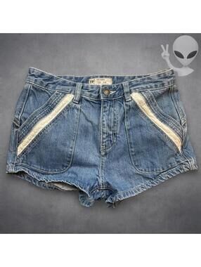 Free People "Sweet Surrender"Lewis" Lace Denim Shorts w 26